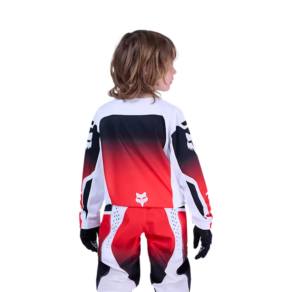 Detalle tejido camiseta Fox Youth 180 Shield roja transpirable
